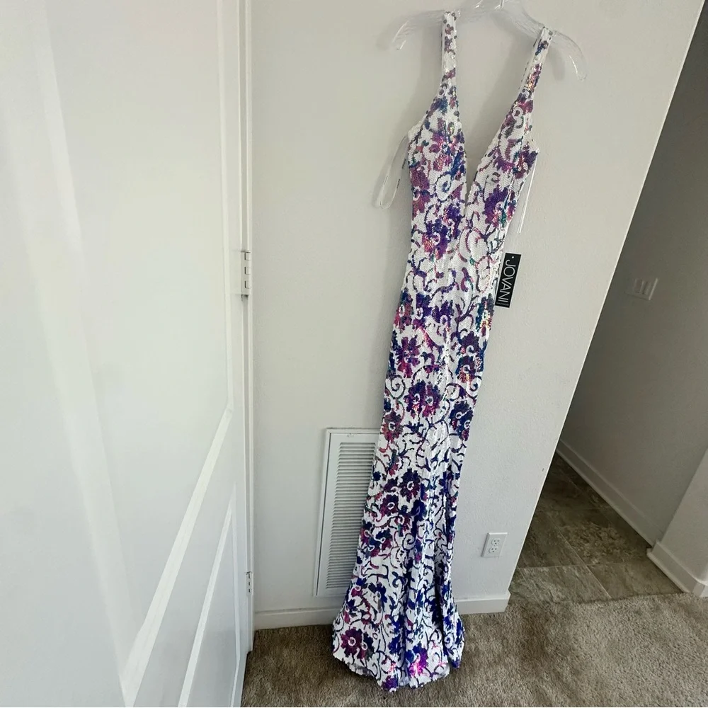 Jovani 08257 Ivory Multi Color Print Purple Sequin Fitted Prom Dress Size: 4 NWT